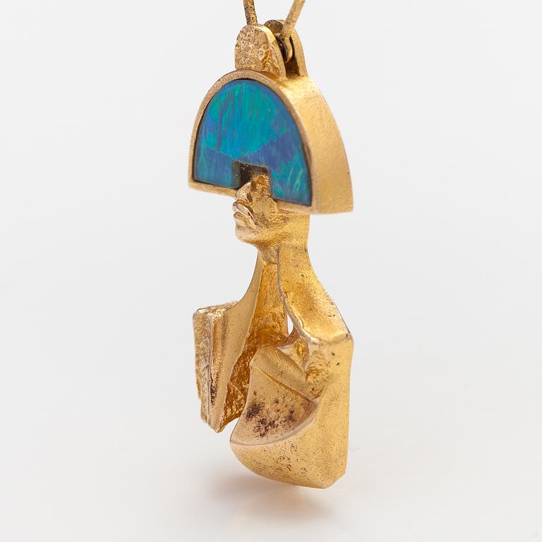 Björn Weckström, A 14K gold necklace "Balak" with an opal triplette. Lapponia 1977.