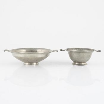 Firma Svenskt Tenn, two pewter bowls, Stockholm 1927.