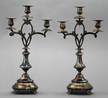 KANDELABRAR, ett par, vitmetall, Madsen & T. Baagøe:s, Köpenhamn, Omkring sekelskiftet, 1800/1900-tal.