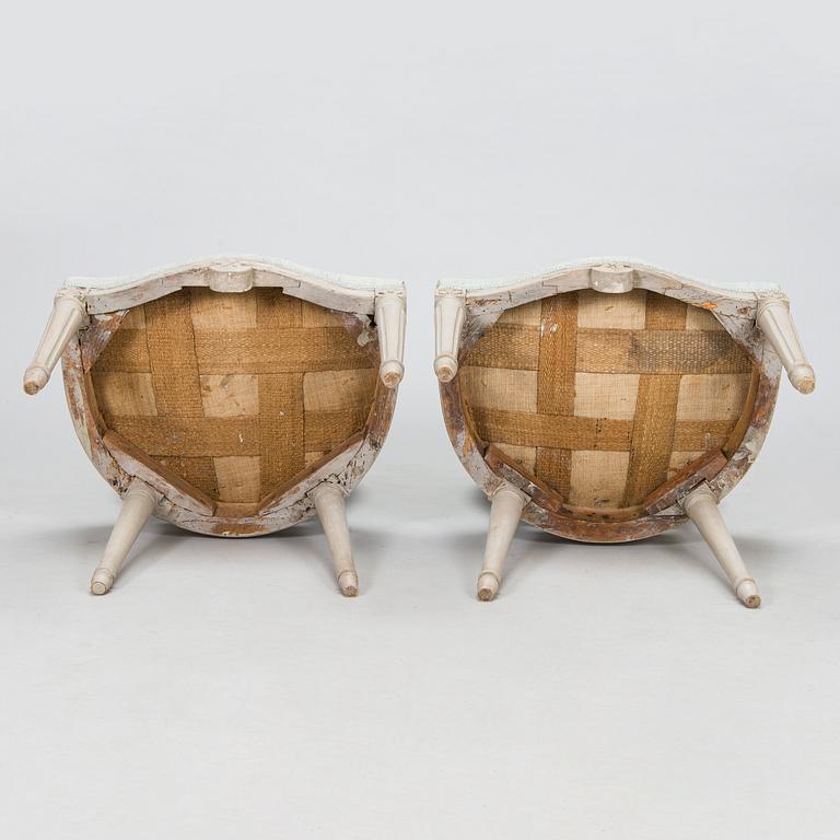 A pair of Gusatavian chairs, Sweden late 18th-century.