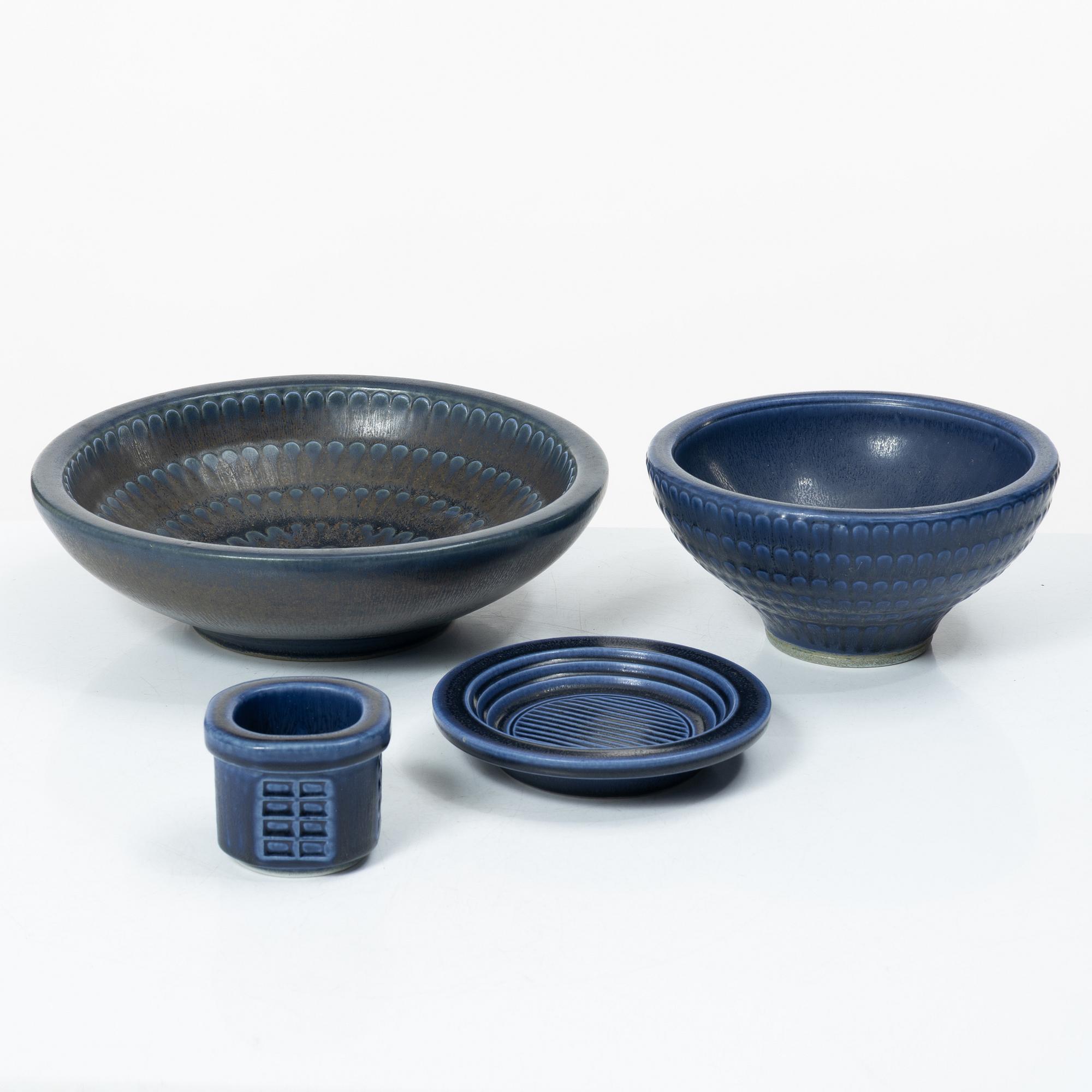 Kåge Verkstad, a set of three ceramic bowls and a small dish, Gustavsberg, Sweden, 1957-61.
