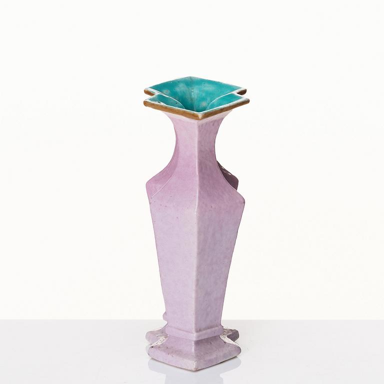 A Chinese double vase, Qing dynasty, 19th century.