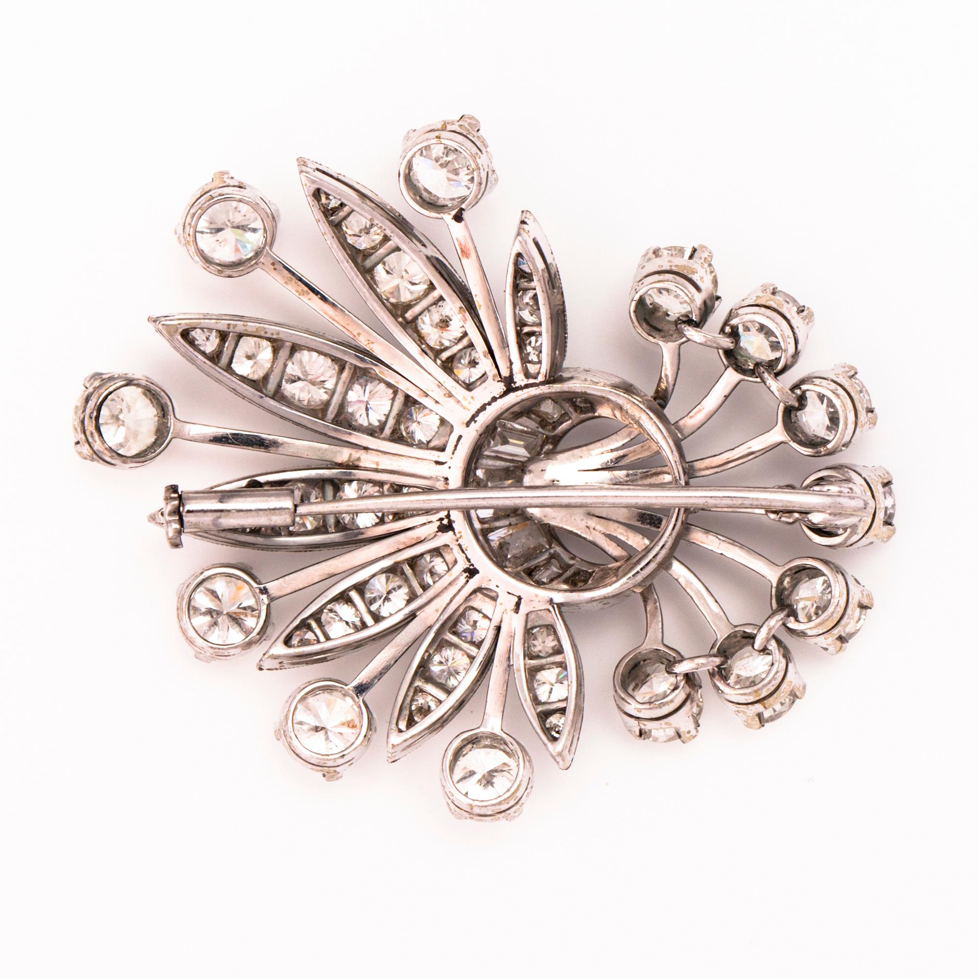 BROSCH, vitguld, briljanter, diamanter 8/8 samt baguetter ca 4.5 ct tot.