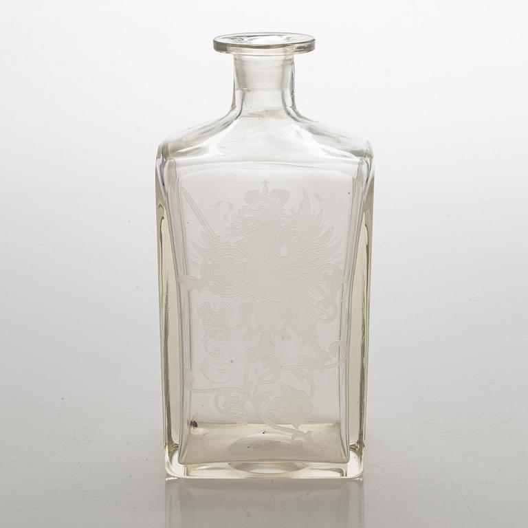An Imperial glass carafe, early 20th century.