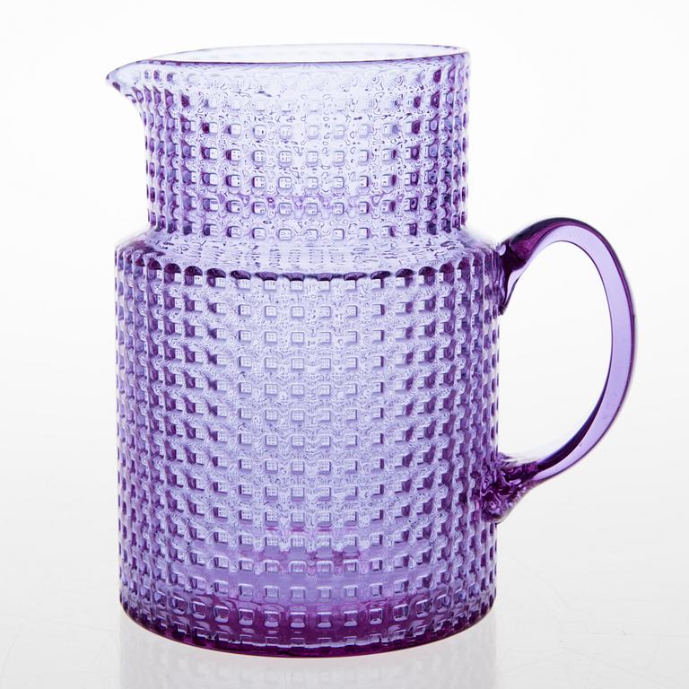 KAJ FRANCK, A 'Ruuturitari' glass pitcher and a set of eight drinking glasses, Nuutajärvi 1960s-1970s.