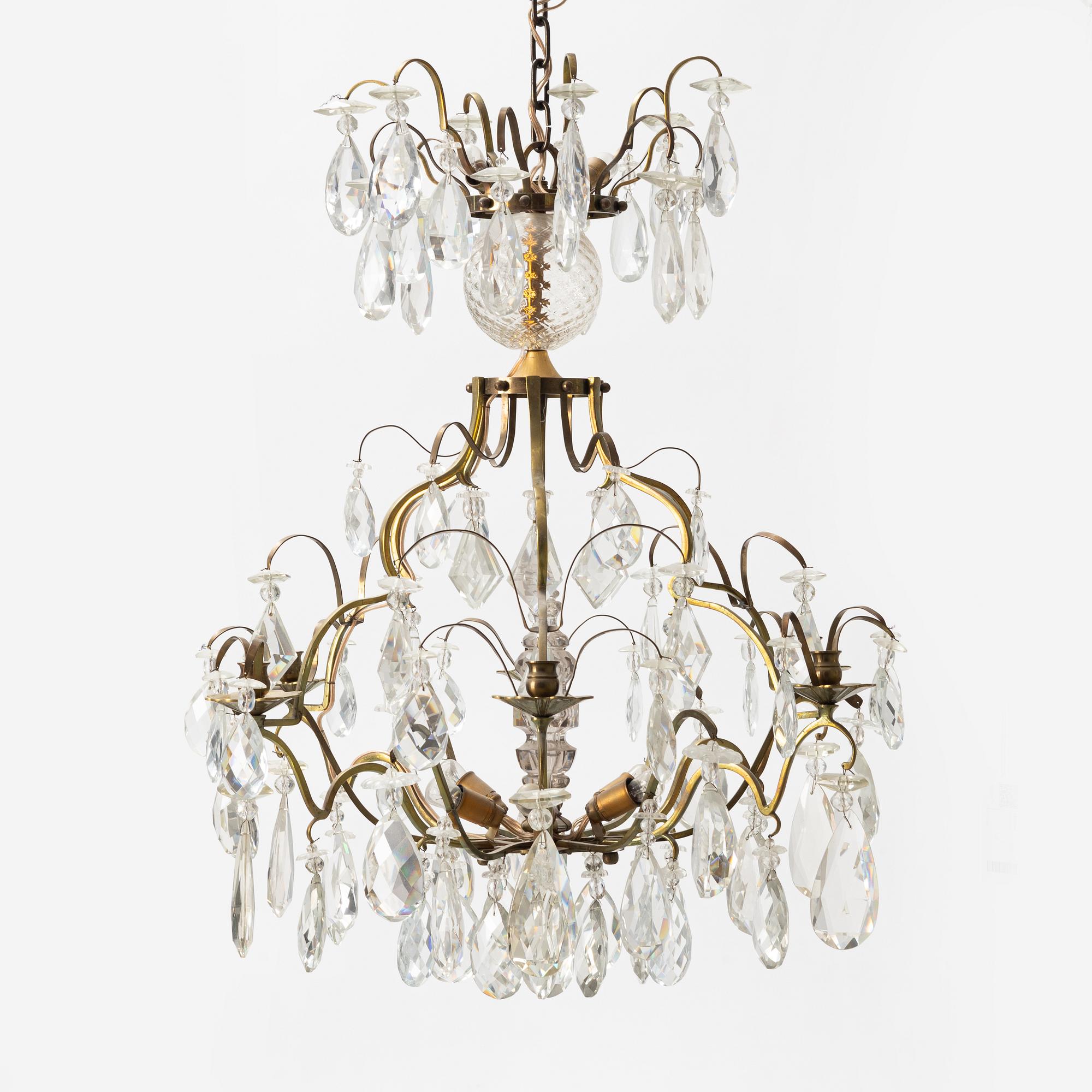 A rococo style chandelier, 20th Century.