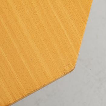 Bruno Mathsson, a 'Kuggen' table, Bruno Mathsson International.