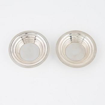 Atelier Borgila, a pair of sterling silver bowls, Stockholm, 1933-36.