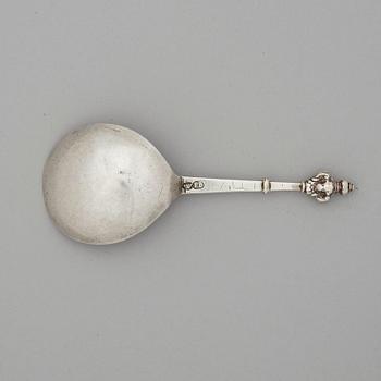 SKED med dubbel kerubknopp, okänd mästare PB, Visby 1600-tal.