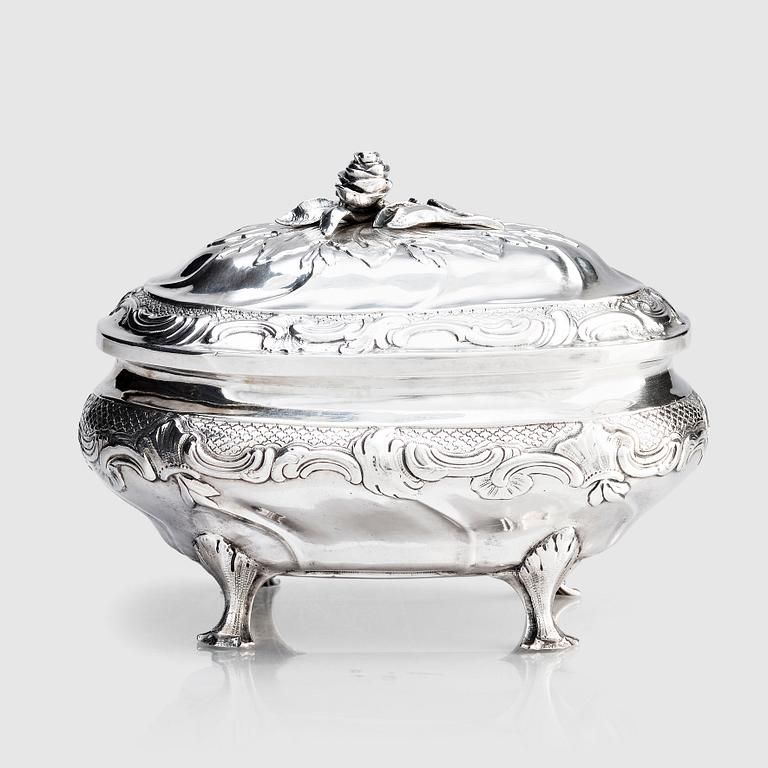 Kilian Kelson, sockerskrin, silver, Stockholm 1760. Rokoko.