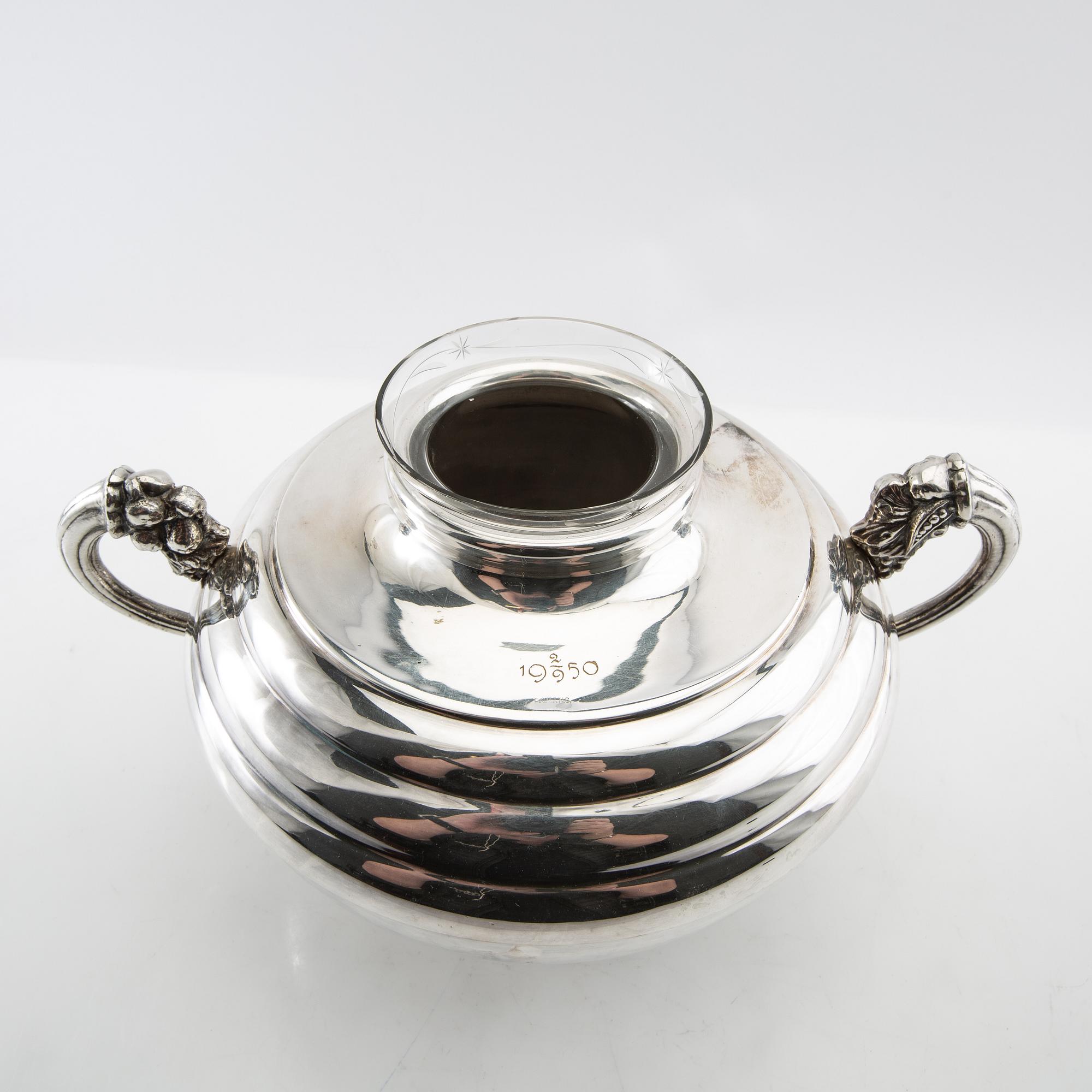 Vase mid-20th century Påhlman silverplate.