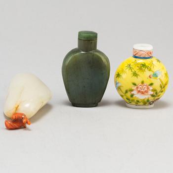 Three Chinese snuff bottles, 20th century.
