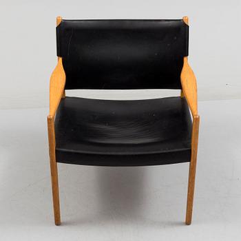 A 'Premiär 69' easy chair by Olof Scotte, IKEA.