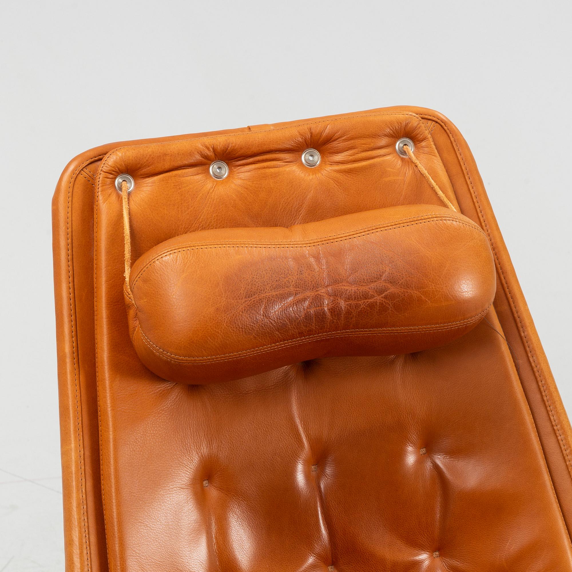 A 'Jeston Swivel easy chair by Bruno Mathsson for Dux, designed 1969.