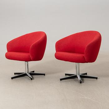 Yngve Ekström, fåtöljer ett par "Rondino" för Swedese.