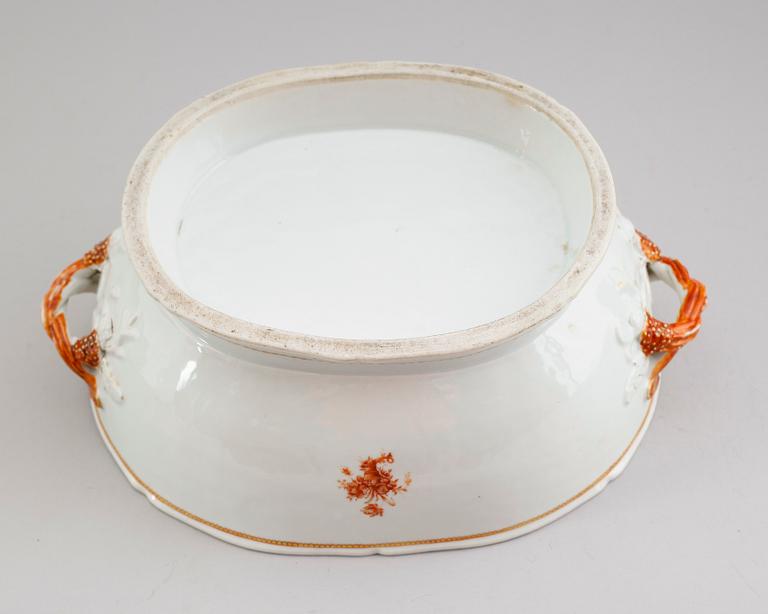 TERRIN, porslin, Kina, Qianlong 1736-1795.
