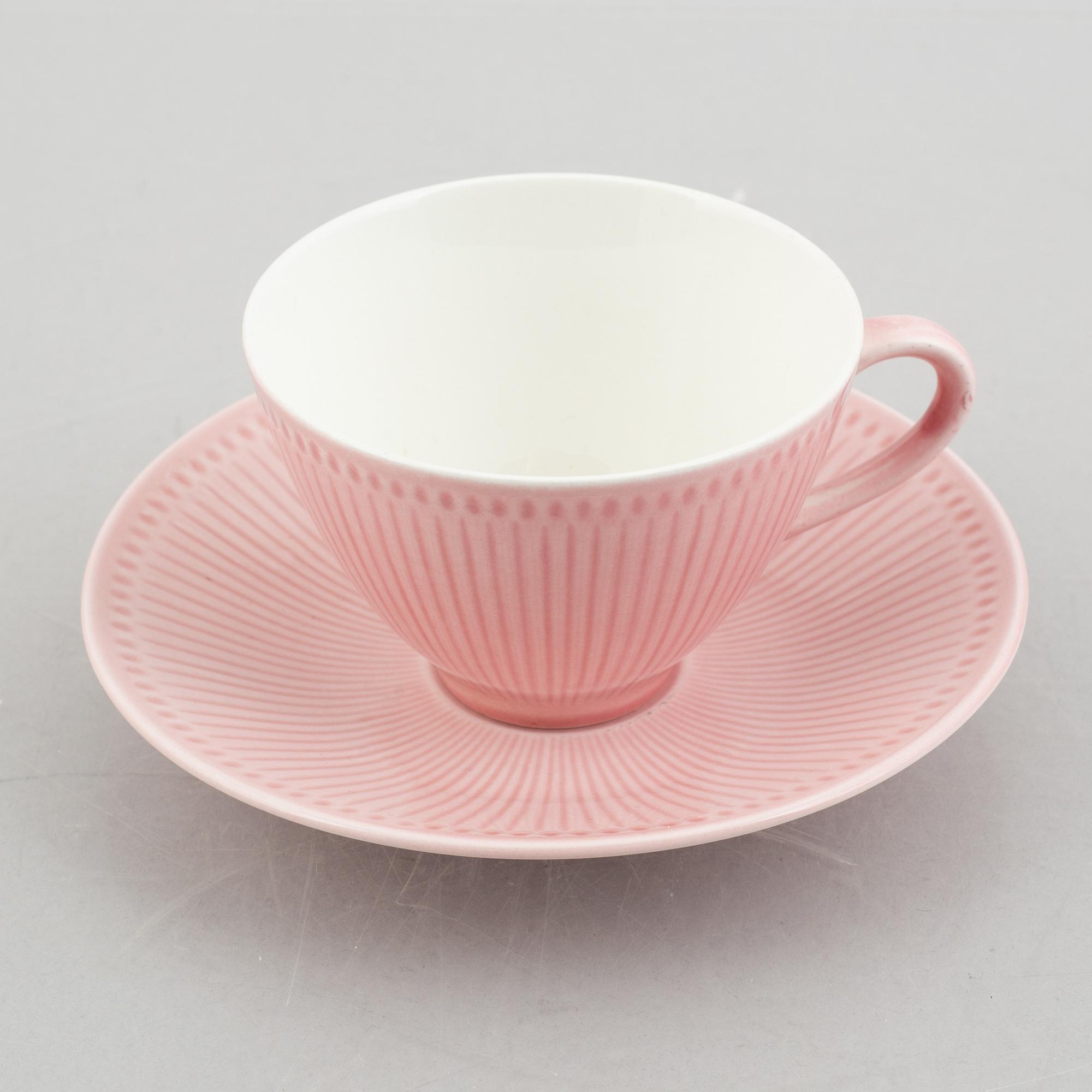 Hertha Bengtson, mat och kaffeservis, 74 delar, porslin, "Rosmarin", Rörstrand.