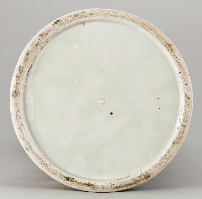 PARAPLYSTÄLL, porslin, Japan. Meijiperioden (1868-1912).