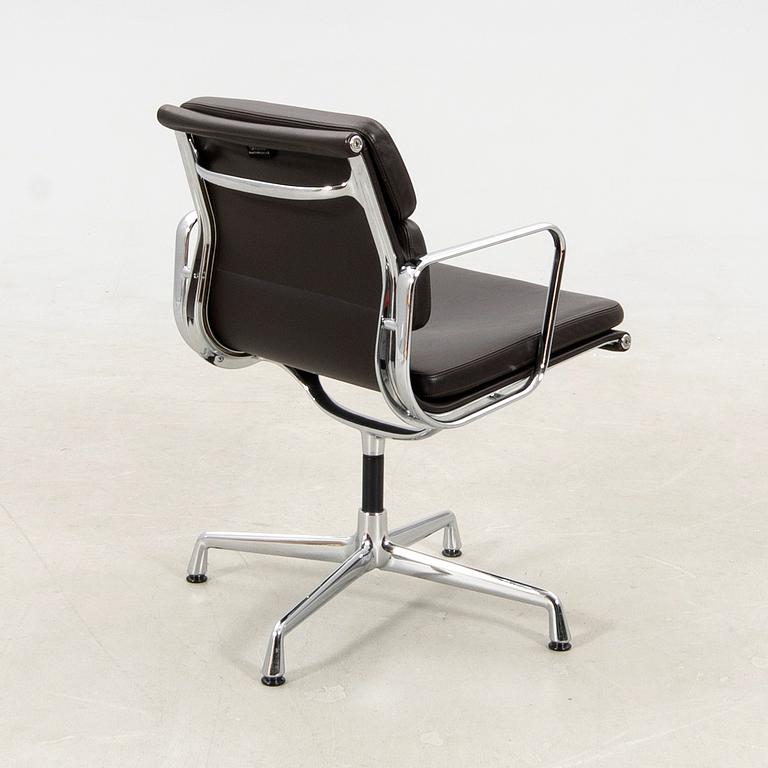 Charles & Ray Eames, office chair, "EA 208 Soft Pad Chair", Vitra 2007.