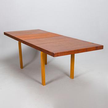 Alvar Aalto, matbord, modell 92, O.Y. Huonekalu- ja Rakennustyötehdas A.B. 1960-tal.