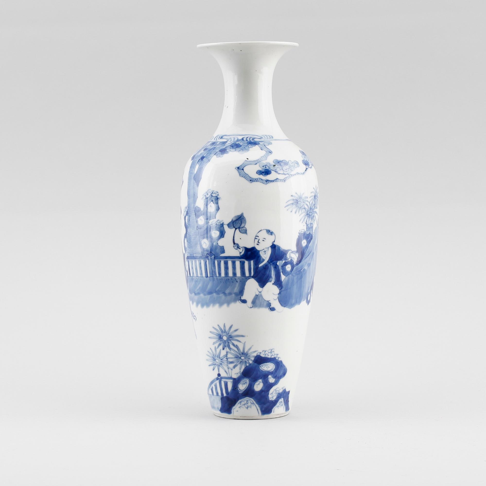 VAS, porslin, Kina, 1800-tal.