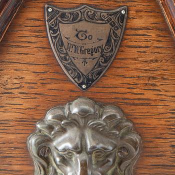 Apoteksskåp John Berry & Sons England omkring 1900.