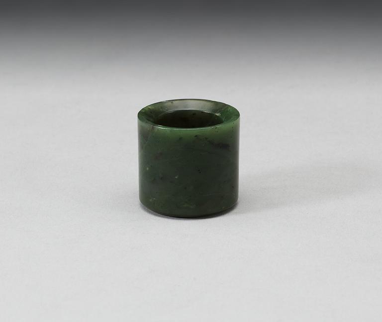 A jade Archers ring, Qing dynasty.