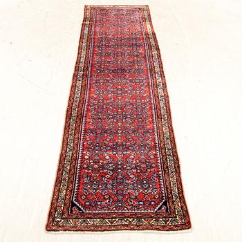 Matta orientalisk semiantik galleri  ca 298x90 cm.
