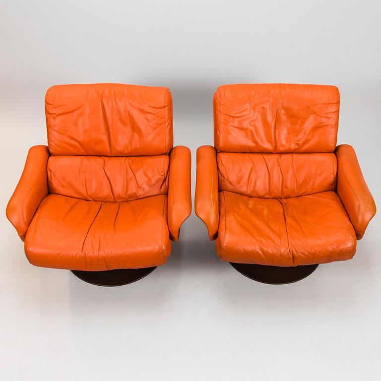 YRJÖ KUKKAPURO, a pair of 1960's 'Saturnus' armchairs for Haimi.