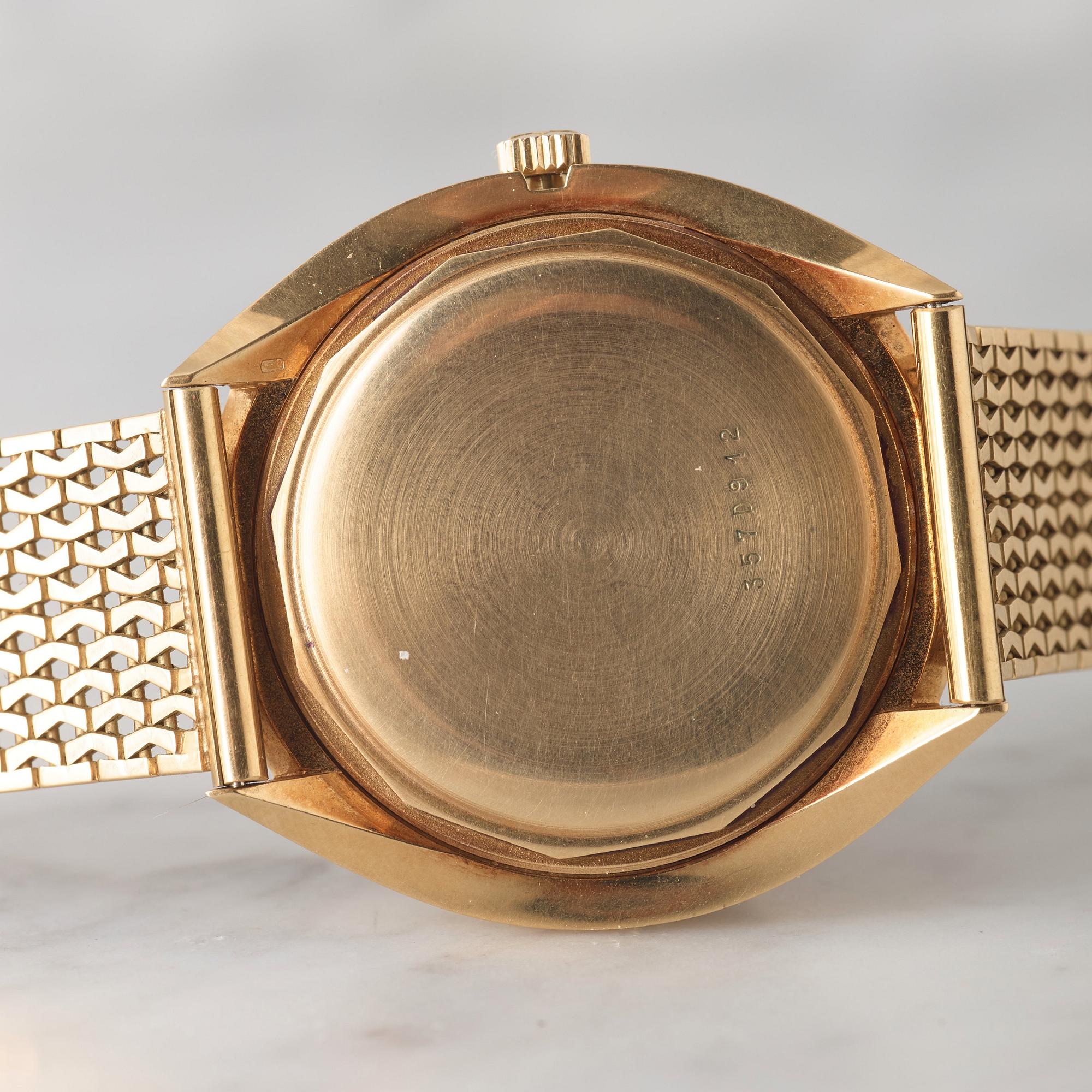 ZENITH, Captain de Luxe.