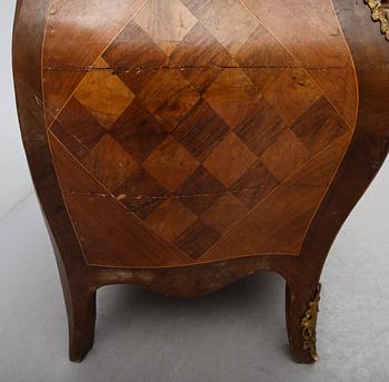 BYRÅ, rokoko, 1700-tal.