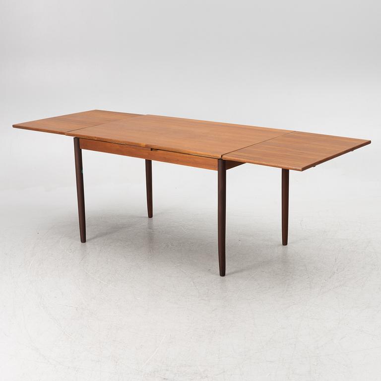A dining table, 1950s/60s.