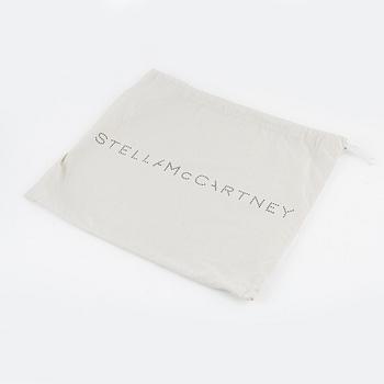 Stella McCartney, A 'Falabella tote bag'.