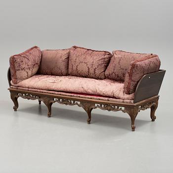 TRÅGSOFFA, rokokostil, 1800-tal.