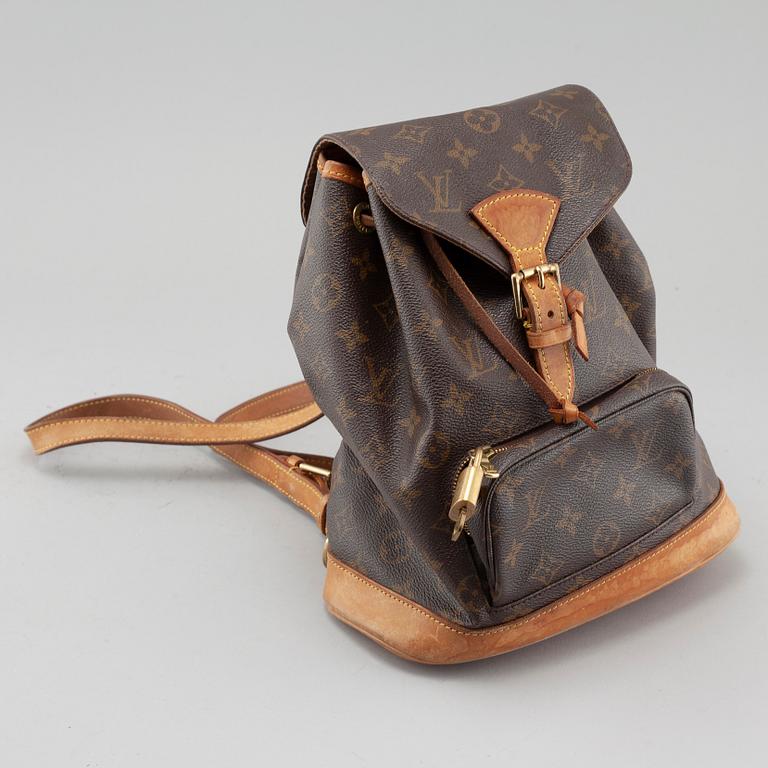 LOUIS VUITTON,.