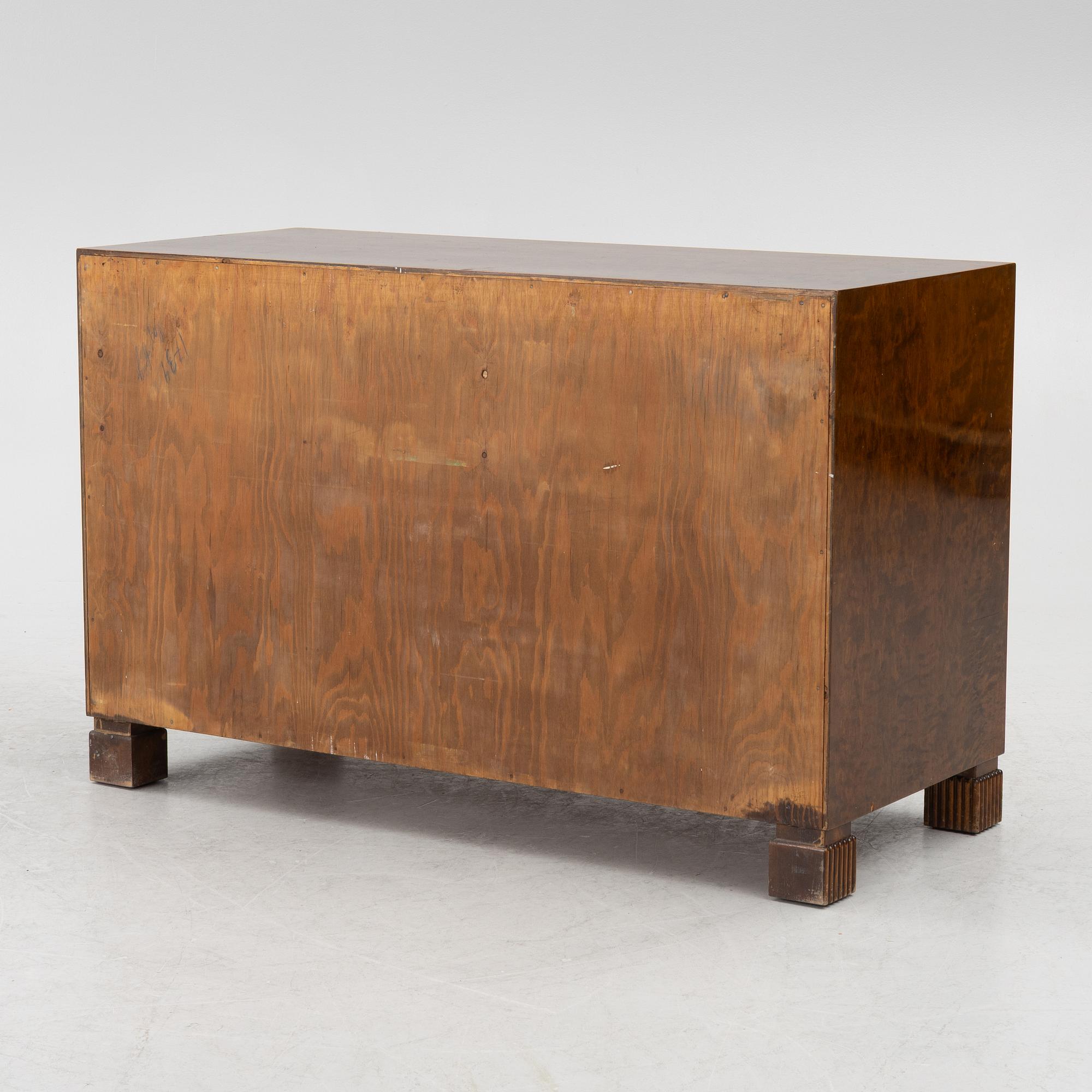 Axel Larsson, chest of drawers, Svenska Möbelfabrikerna Bodafors, Swedish Modern, 1940s.