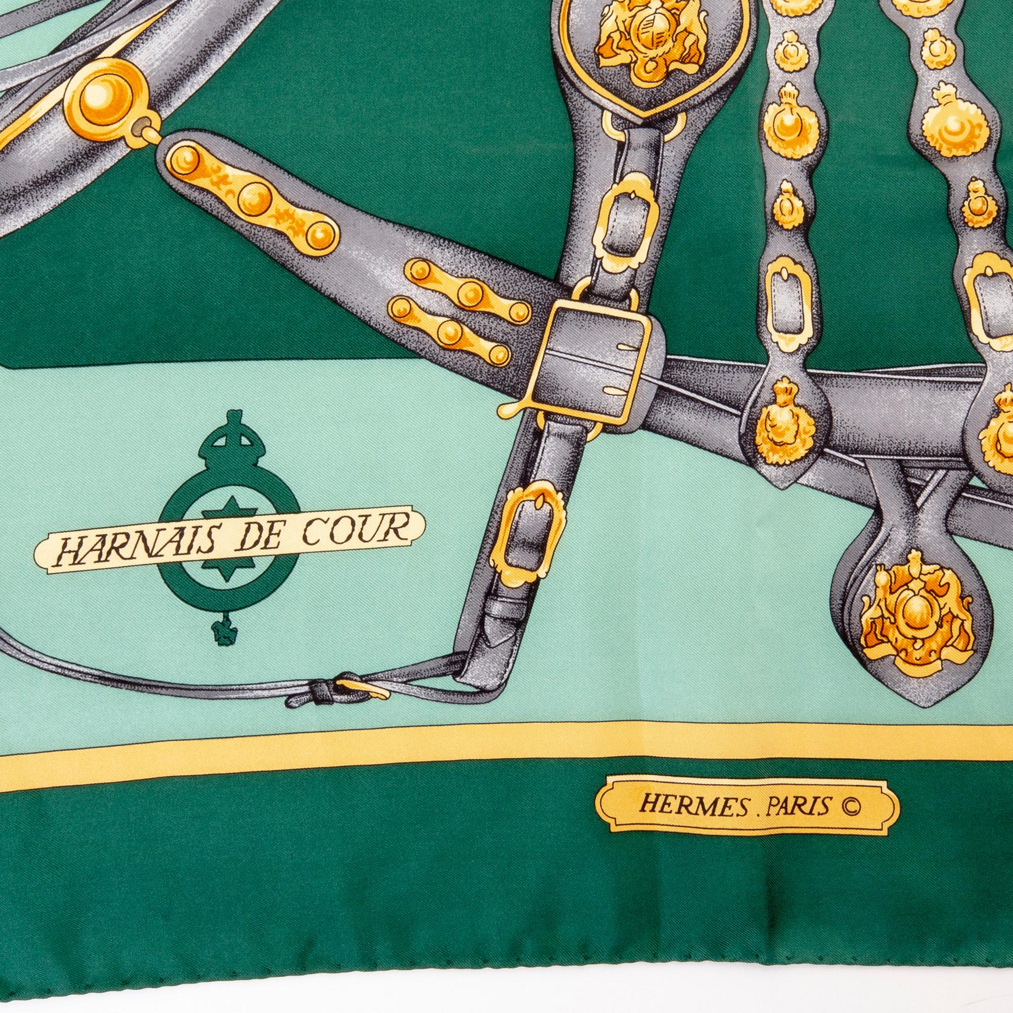 Hermès samt Salvatore  Ferragamo, 2 st scarfsar, 1900-talets andra hälft.