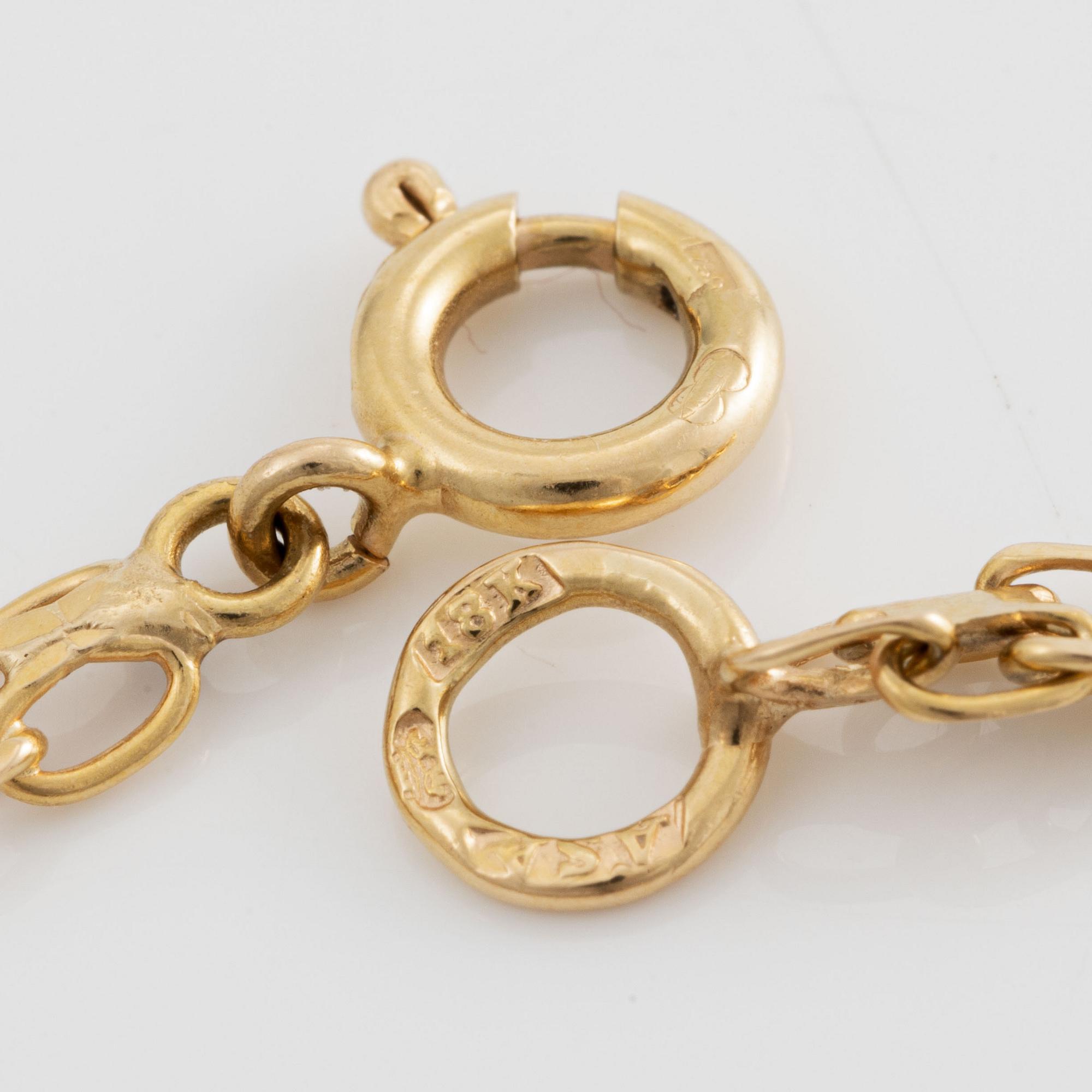 Necklace 18K gold.