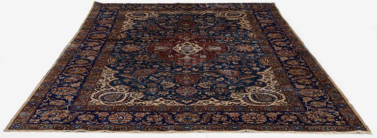 An antique silk Kashan, Central Persia, c. 320 x 201 cm.