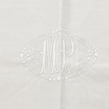 A set of two duble bed sheets, beginning of the 20th century.