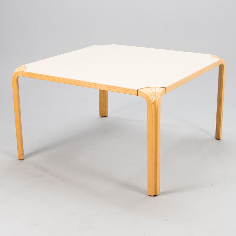 ALVAR AALTO, SOHVAPÖYTÄ, Artek.