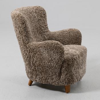 Armchair, Scandinavian Modern, 1940s.
