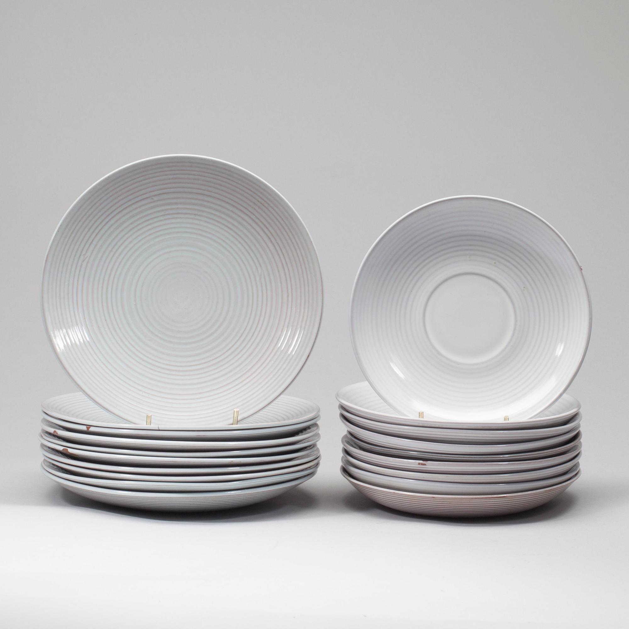 TESERVIS, 19 delar, keramik, Michael Schilkin, Arabia, Finland 1950-60-tal.