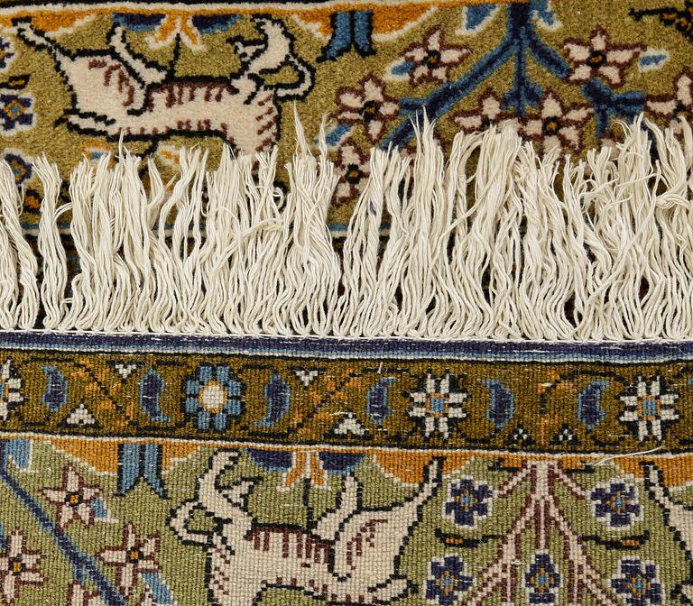 MATTA, Ghom, part silk. Ca 158x106.