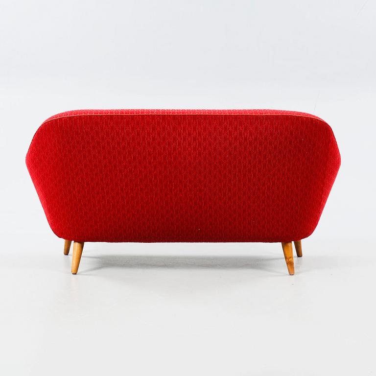 A sofa, model "Chile", designed by Svante Skogh for AB Klings Möbler AB 1953.