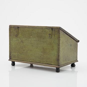 A provincial Swedish painted wooden box, dated 1806.