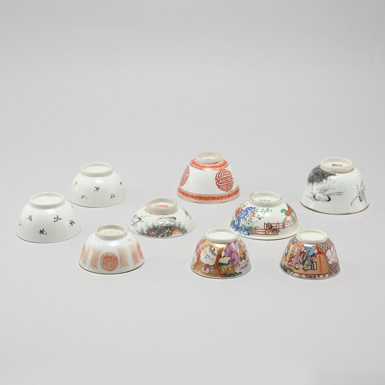 Nine Chinese porcelain cups, 18/20th Century.