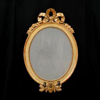 A Gustavian mirror from the 18th century.