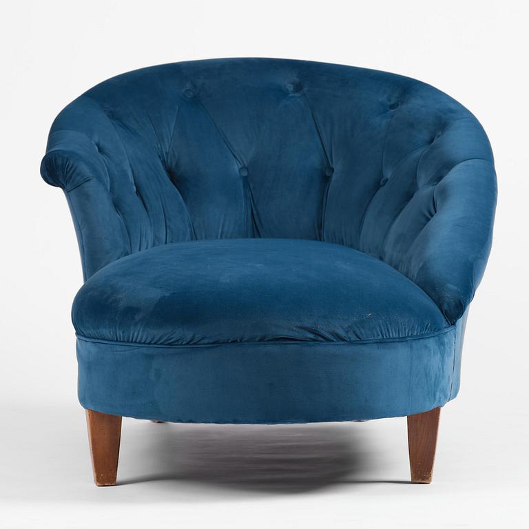 a Swedish Modern chaise longue, mid-20th century.