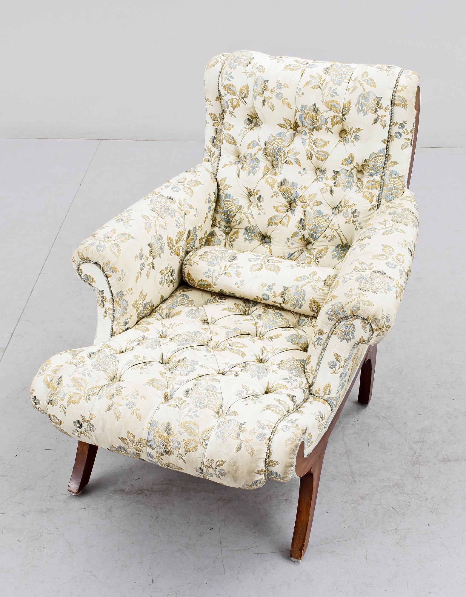 FÅTÖLJ, senempire, omkr 1800-talets mitt.